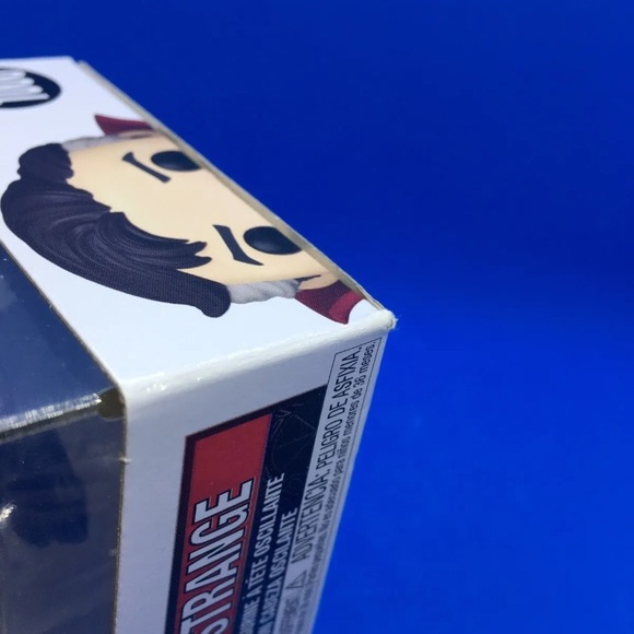 Funko Pop! Doctor Strange in the Multiverse of Madness: Doctor Strange #1000 - Picture 9 of 9